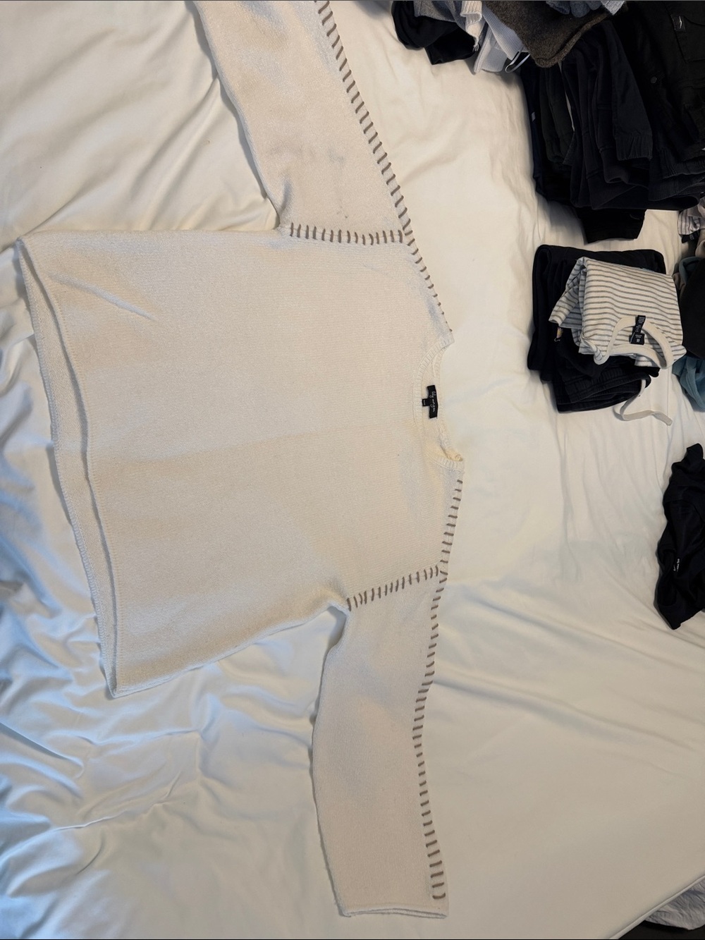 Women's Scoop-Neck Lightweight Knit Sweater in Cream